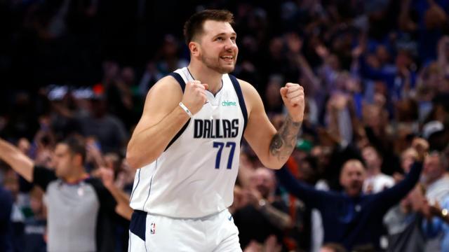 开云体育官网-复出首战轰下36分13助攻 东契奇接棒欧文带队连胜